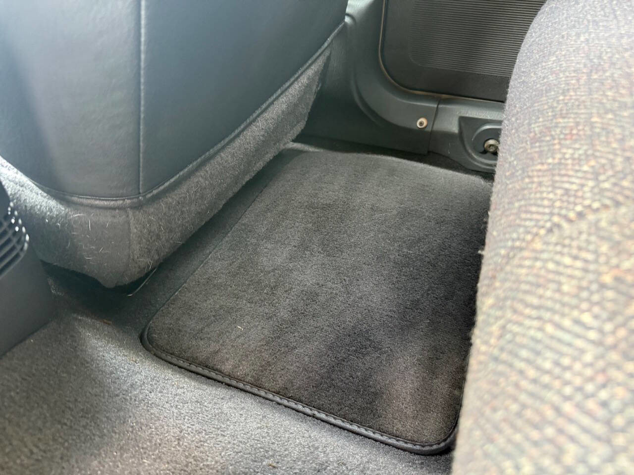 Used 1999 Jeep Cherokee Classic image 57