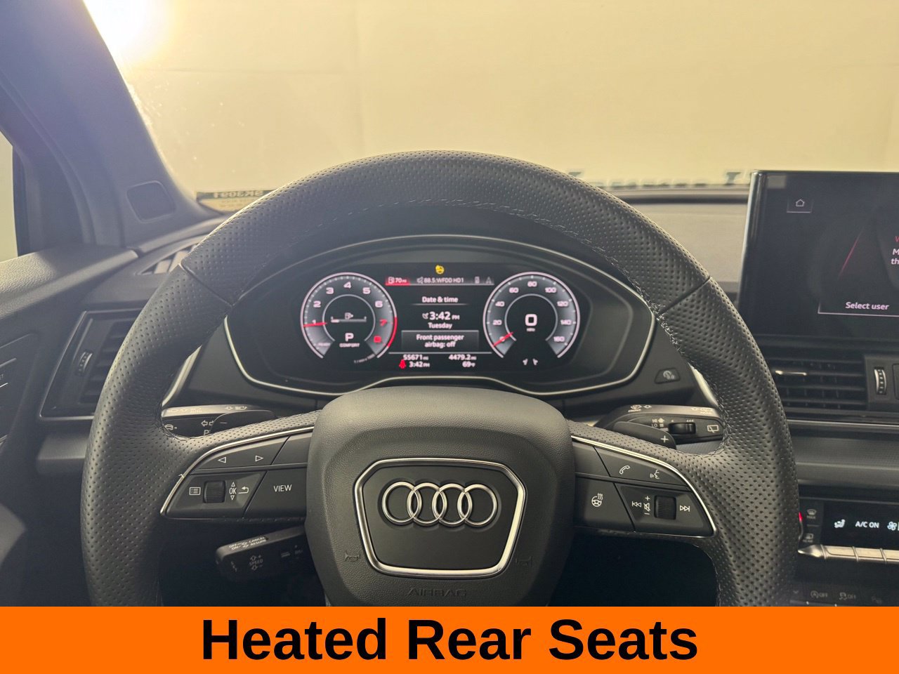 Used 2024 Audi Q5 2.0T Prestige w/ Prestige Package AWD/4WD image 17