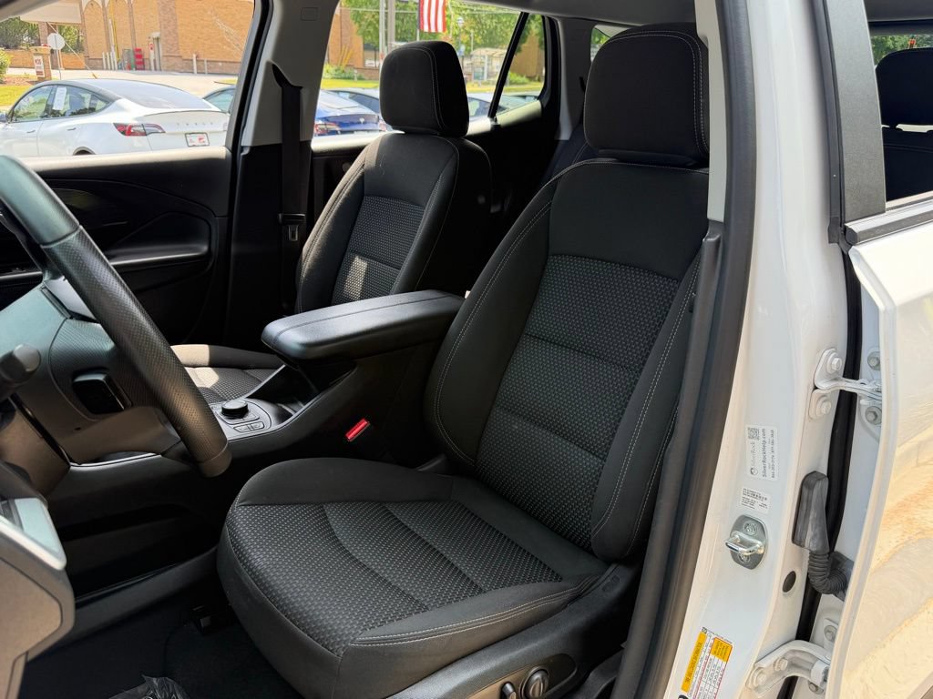 Used 2023 GMC Terrain SLE w/ Driver Convenience Package AWD/4WD image 23