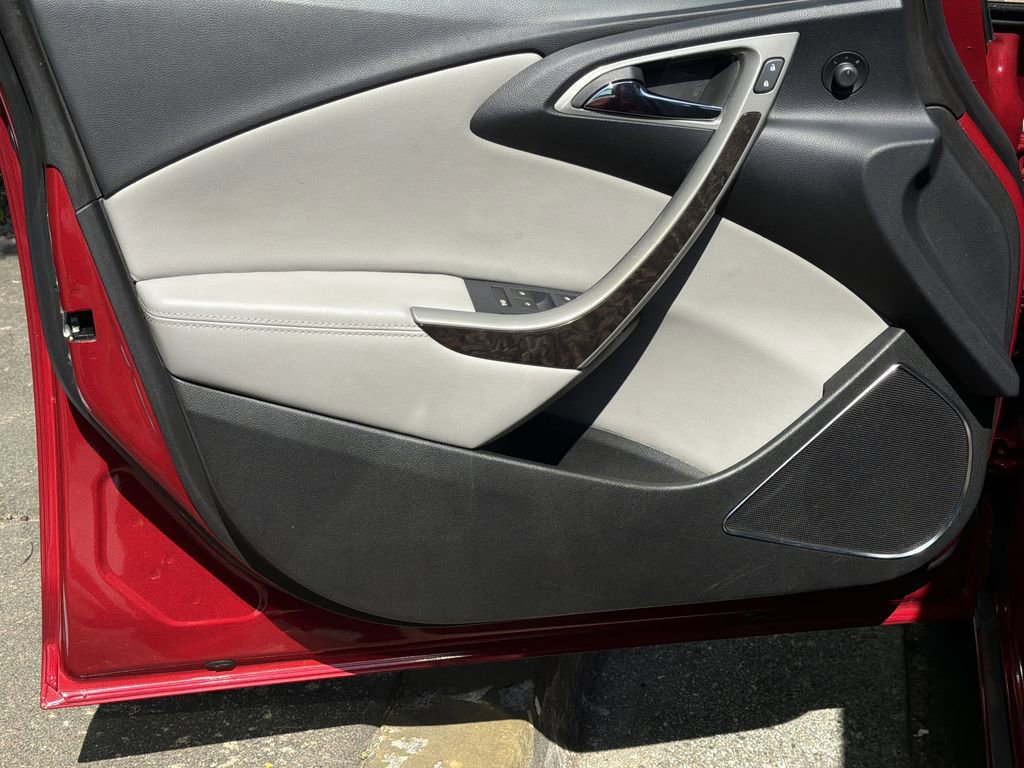 Used 2014 Buick Verano image 10