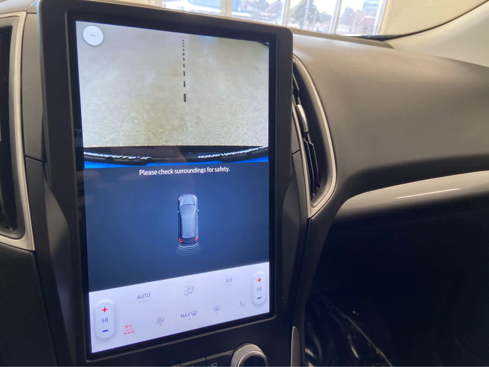 Used 2024 Ford Edge SEL w/ Convenience Package image 33