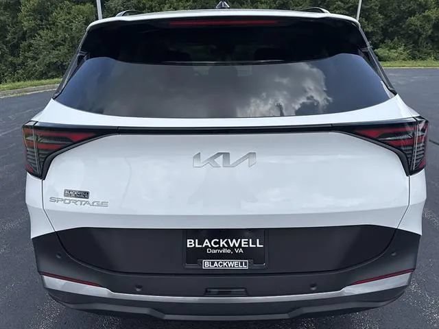New 2026 Kia Sportage EX FWD image 5