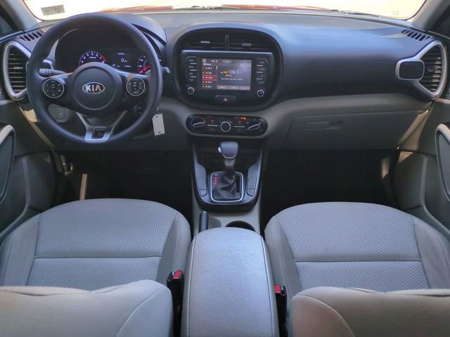 Used 2020 Kia Soul LX FWD image 15
