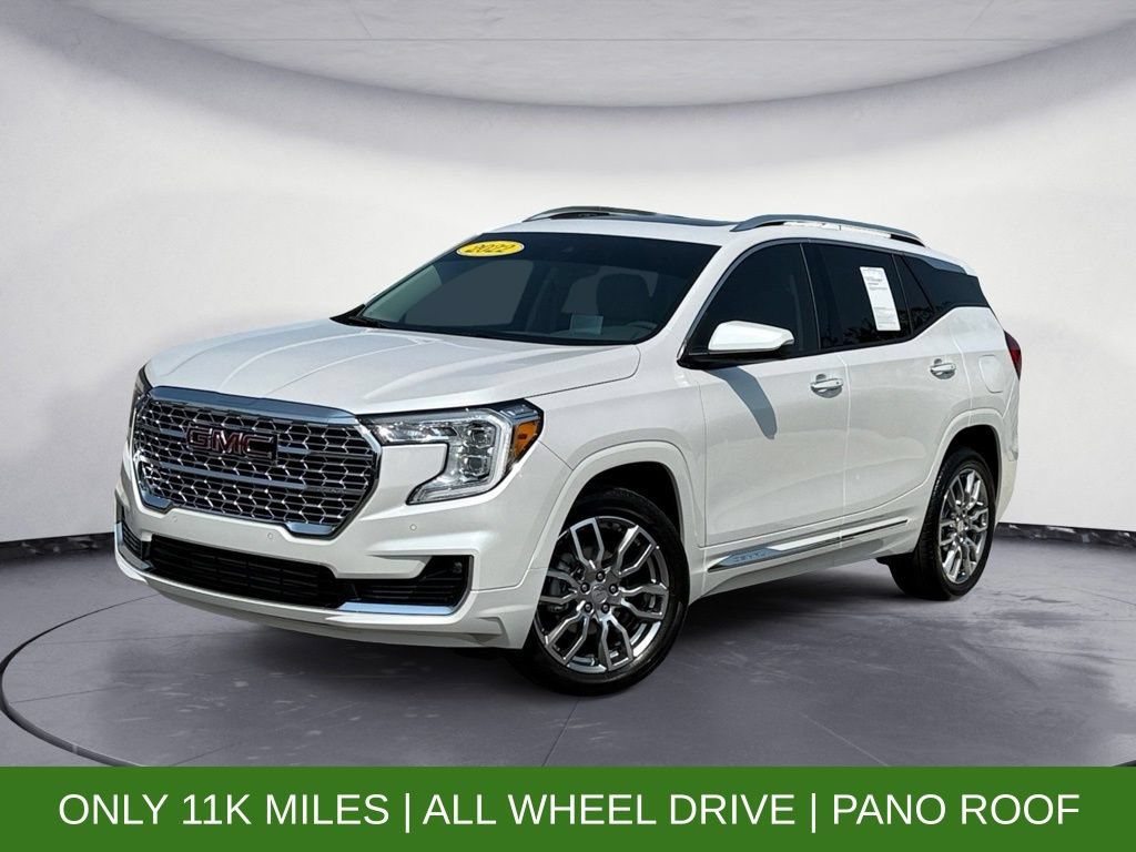 Used 2022 GMC Terrain Denali