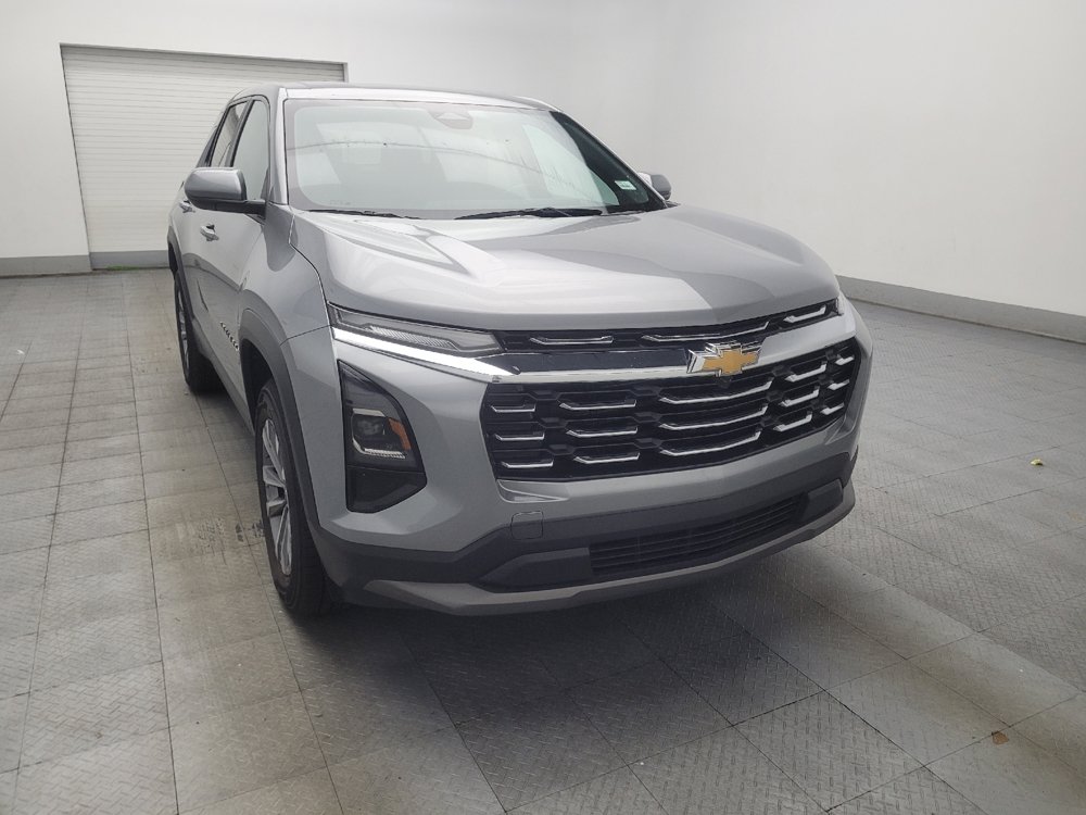 Used 2025 Chevrolet Equinox LT AWD/4WD image 13
