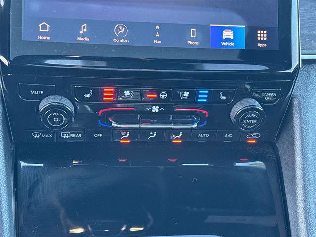 Certified 2023 Jeep Grand Cherokee Overland image 24