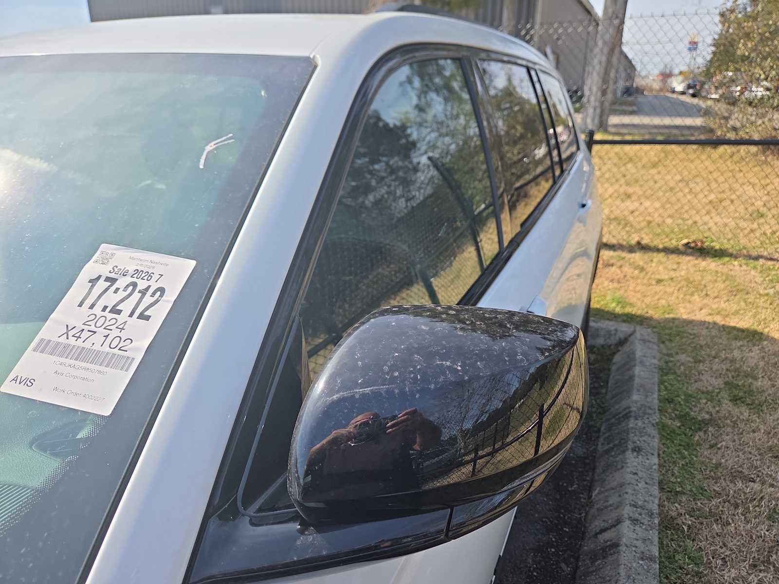 Used 2024 Jeep Grand Cherokee L Laredo image 8