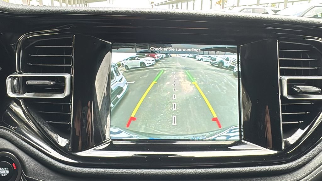 Used 2023 Dodge Durango SXT image 16