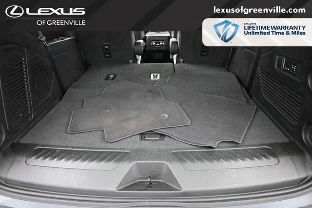 Used 2022 GMC Yukon SLT w/ SLT Luxury Package AWD/4WD image 27