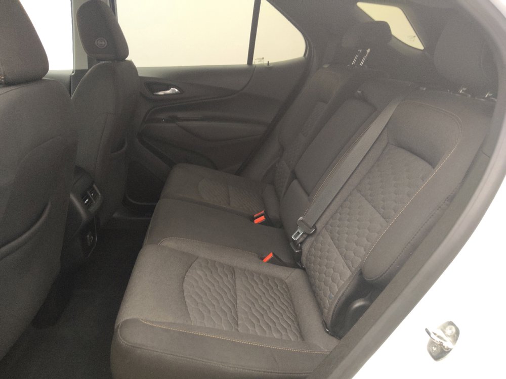 Used 2020 Chevrolet Equinox LT FWD image 18