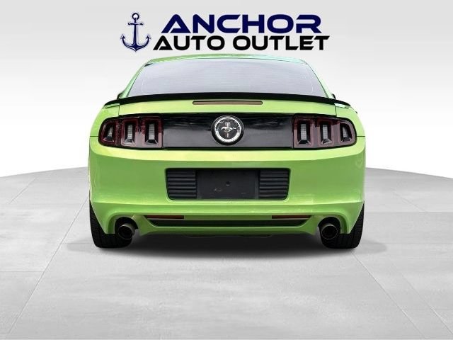 Used 2013 Ford Mustang Coupe RWD image 7