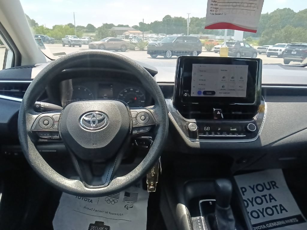 Used 2023 Toyota Corolla LE FWD image 25