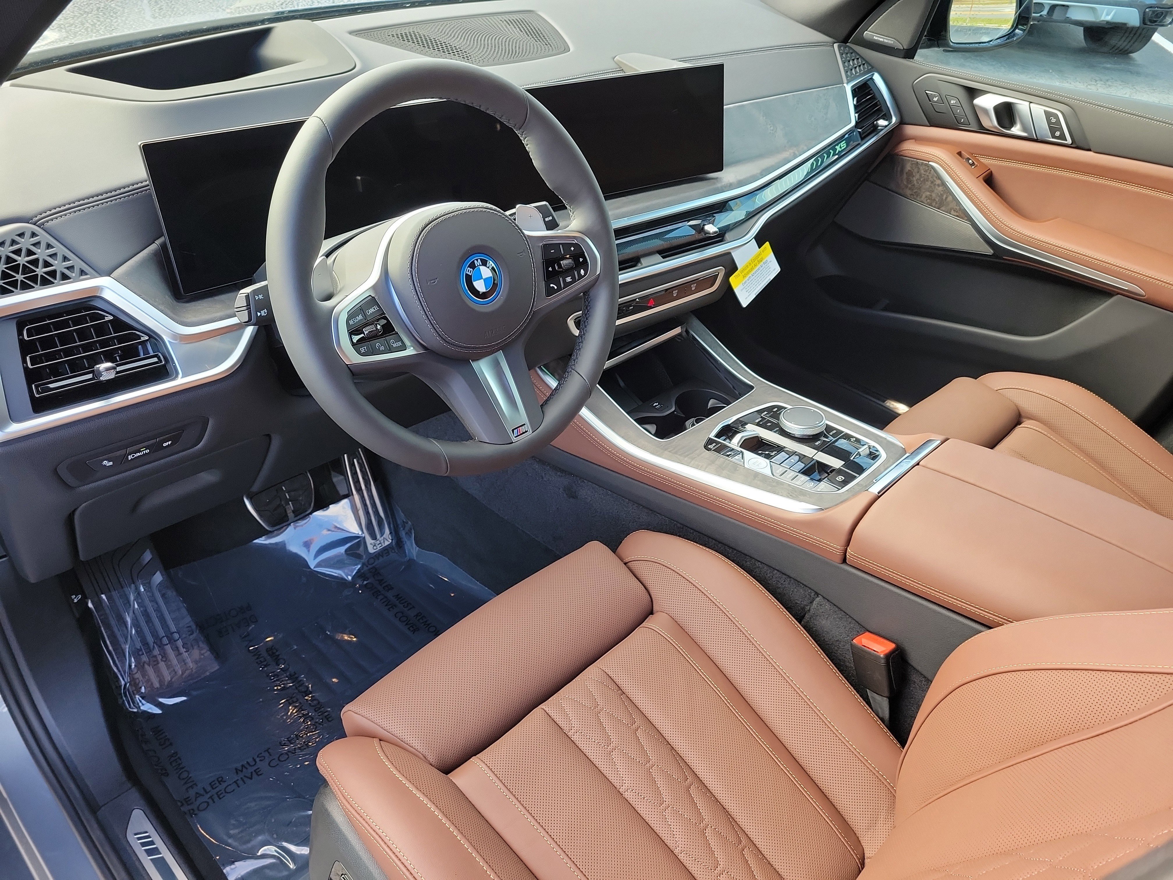 New 2026 BMW X5 xDrive50e w/ M Sport Package image 18