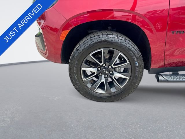 Used 2022 Chevrolet Tahoe Z71 w/ Luxury Package AWD/4WD image 10