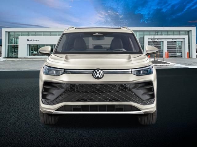New 2026 Volkswagen Tiguan SEL R-Line AWD/4WD image 5