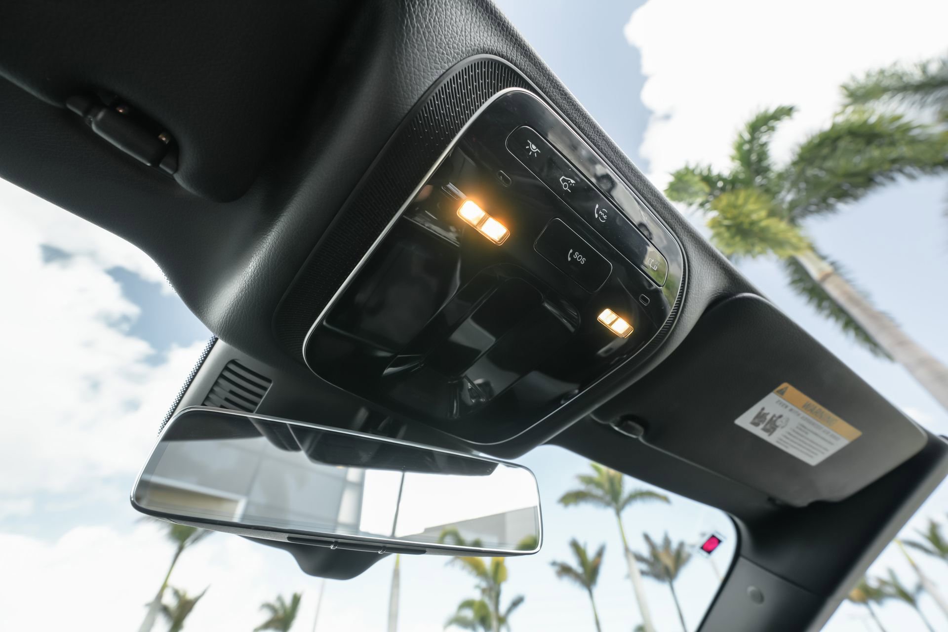 Used 2025 Mercedes-Benz CLE 300 4MATIC Cabriolet image 23