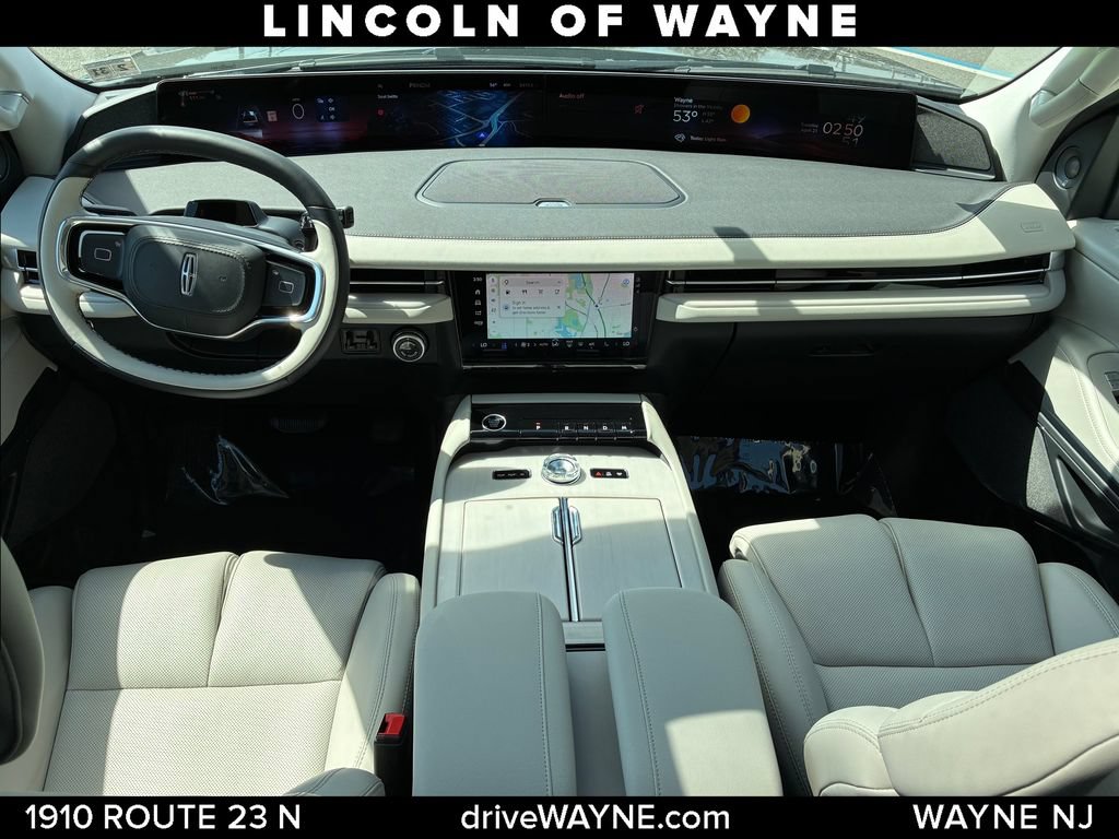 Used 2026 Lincoln Navigator Reserve AWD/4WD image 24