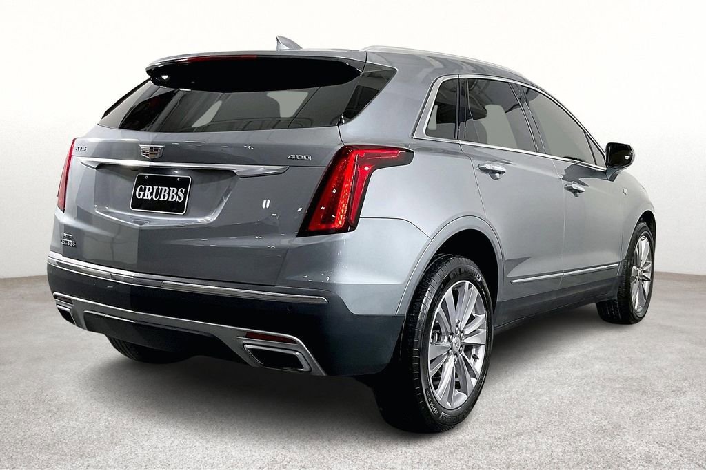 Used 2024 Cadillac XT5 Premium Luxury image 2