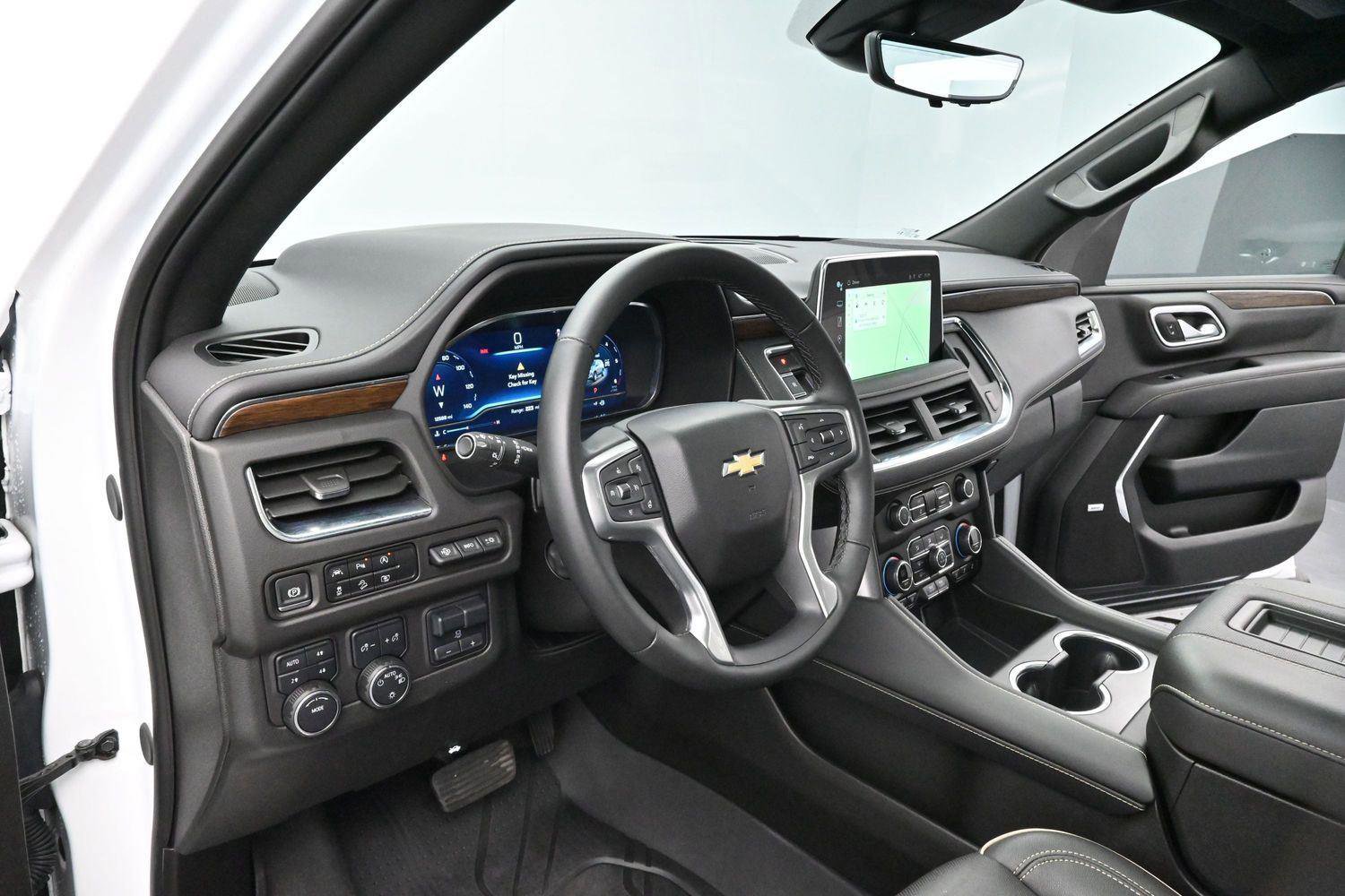 Used 2024 Chevrolet Suburban Premier w/ Premium Package AWD/4WD image 13