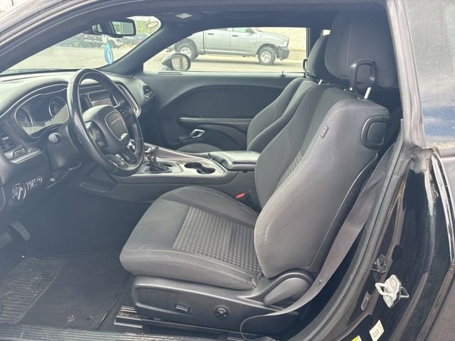 Used 2019 Dodge Challenger SXT image 15