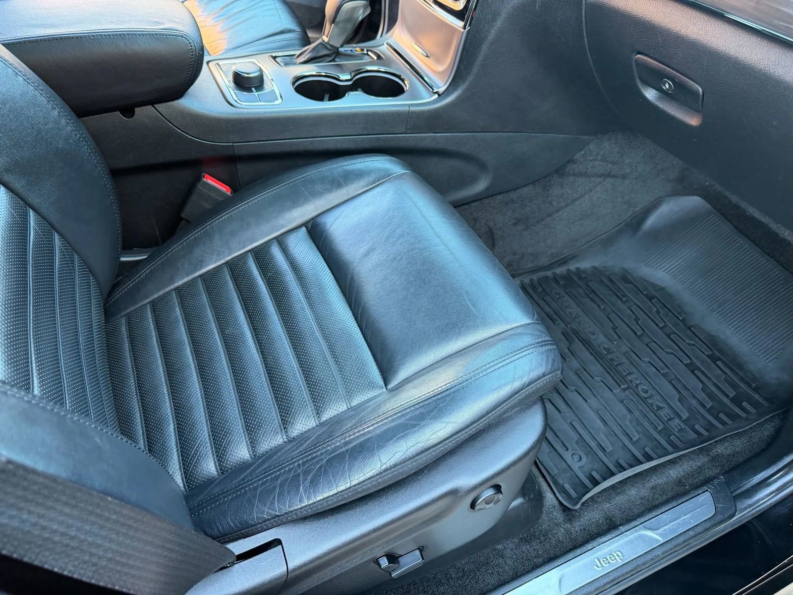 Used 2019 Jeep Grand Cherokee Limited X image 29