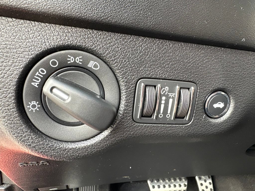 Used 2021 Dodge Charger Scat Pack RWD image 31