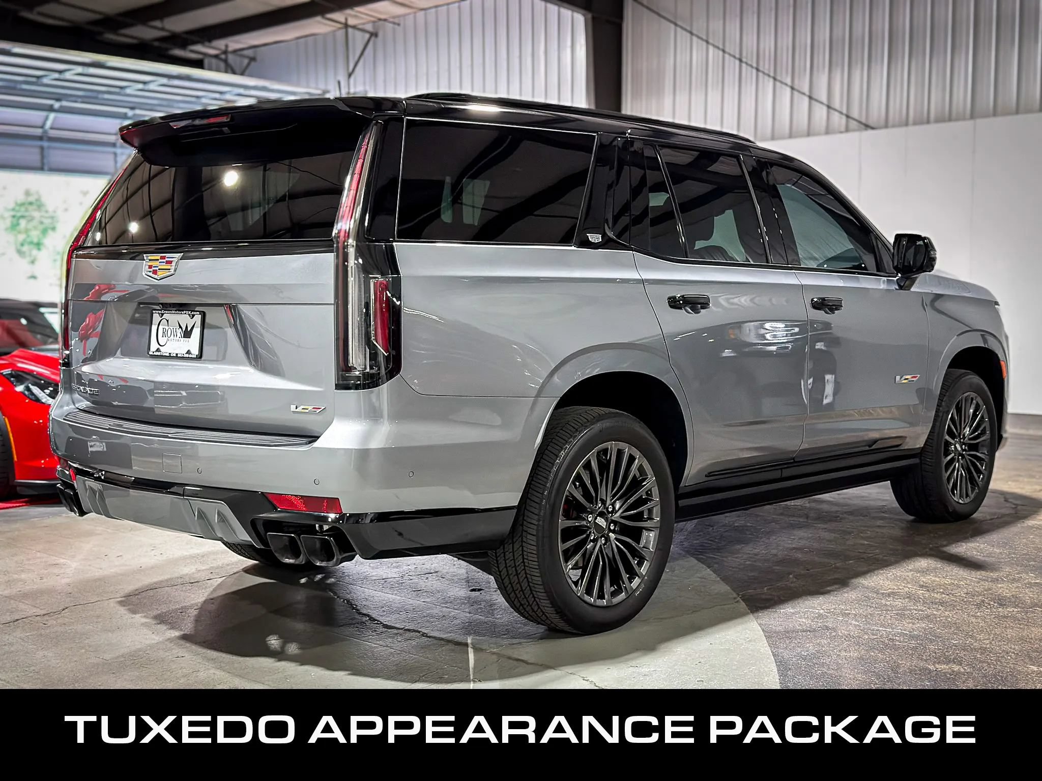 Used 2024 Cadillac Escalade V AWD/4WD image 5