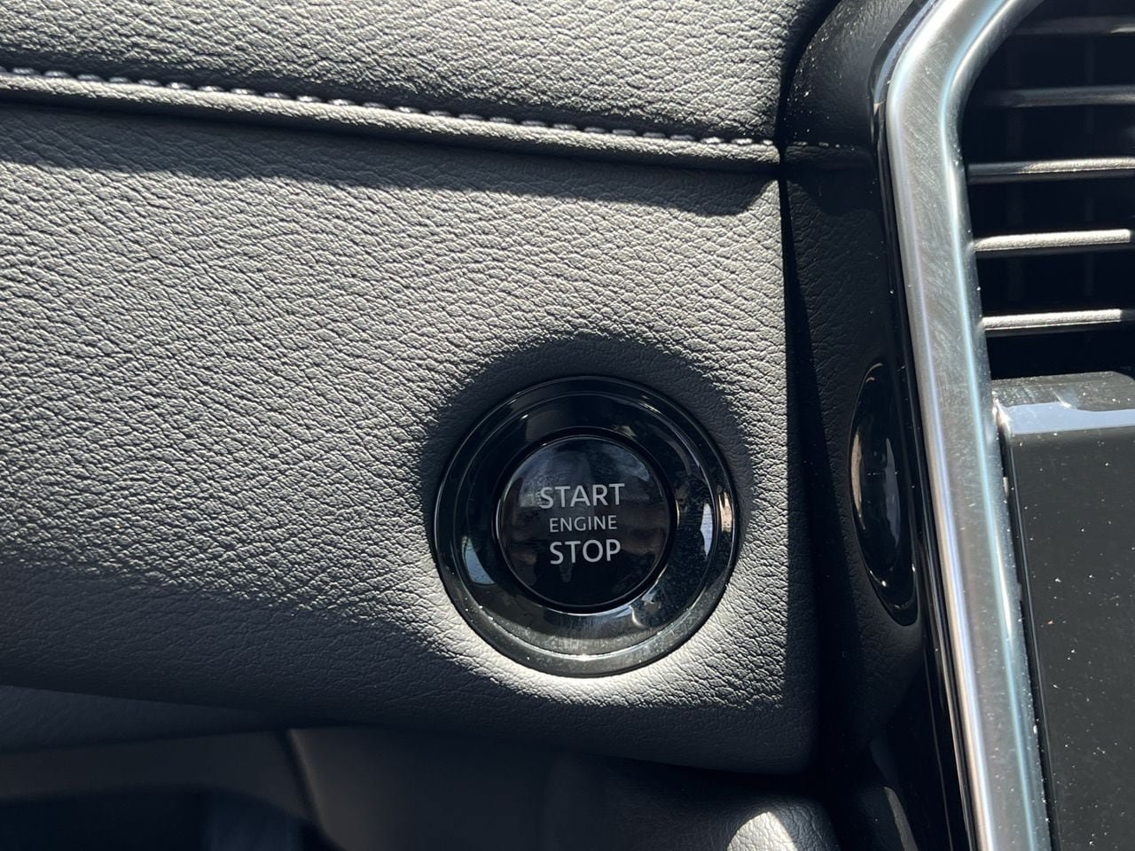 Certified 2026 Nissan Armada SV RWD image 17