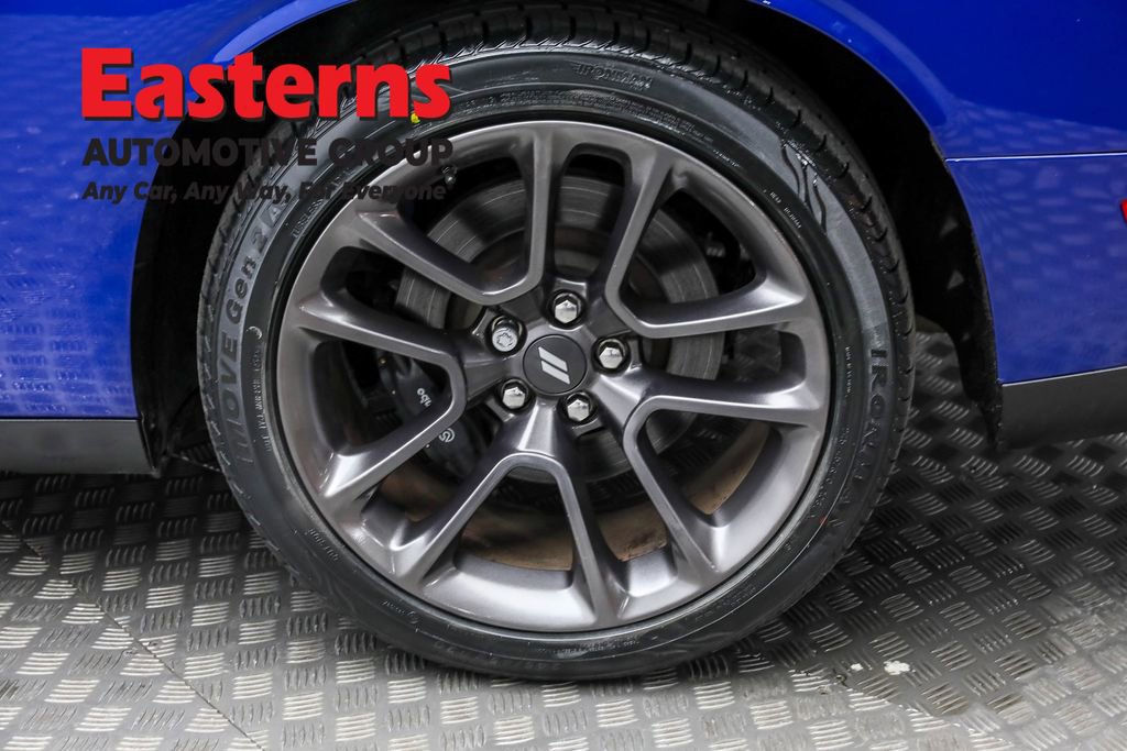 Used 2022 Dodge Challenger R/T Scat Pack w/ Scat Pack Stripe image 8