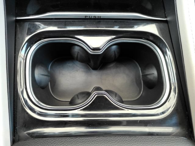 Used 2023 Chrysler Pacifica Limited FWD image 53