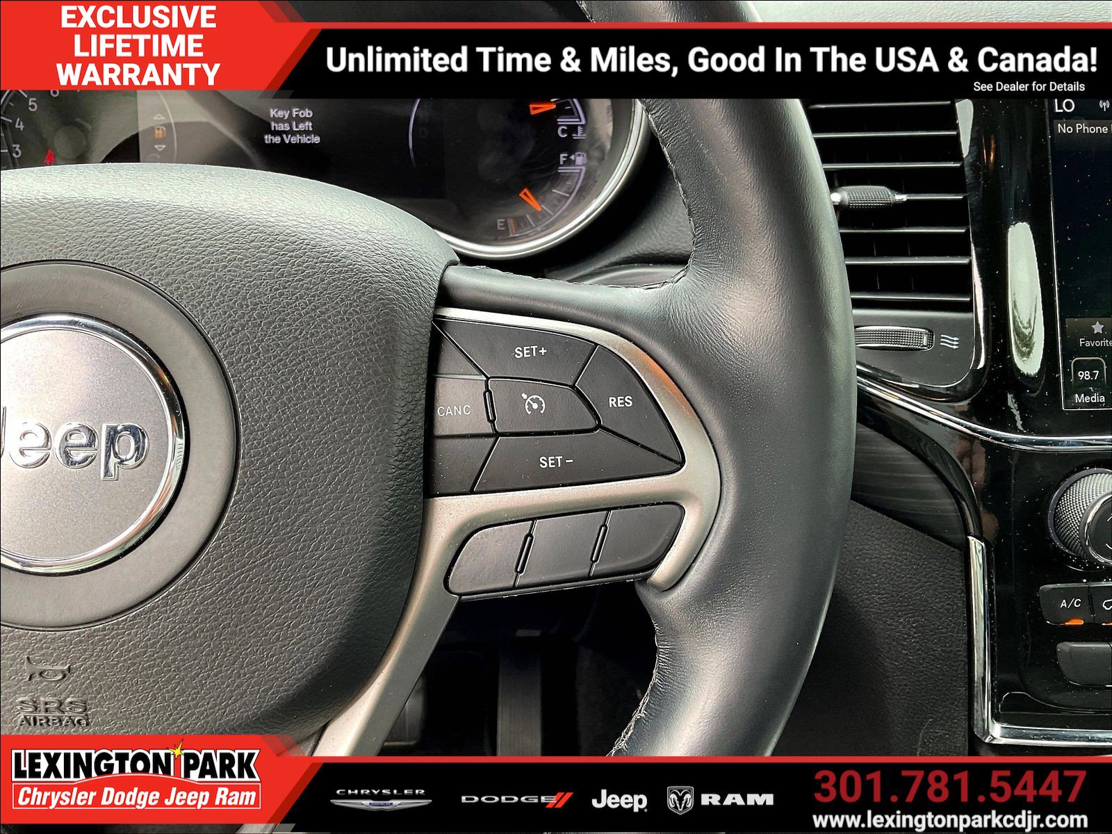 Used 2022 Jeep Grand Cherokee Laredo X AWD/4WD image 12