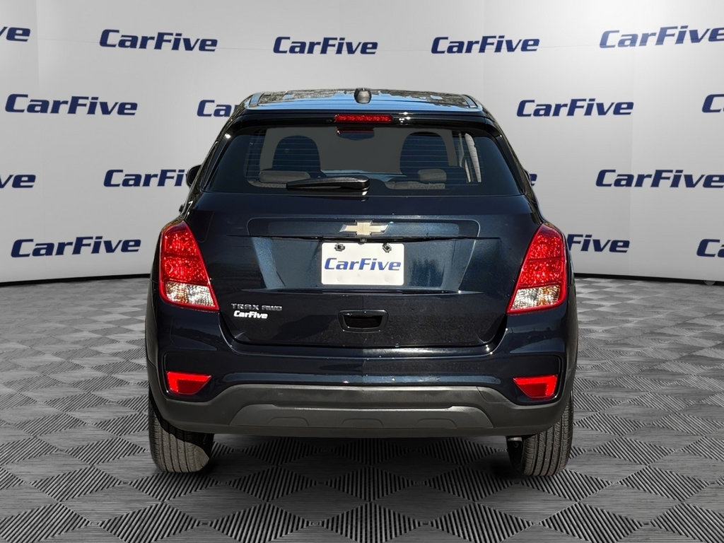 Used 2021 Chevrolet Trax LS AWD/4WD image 4