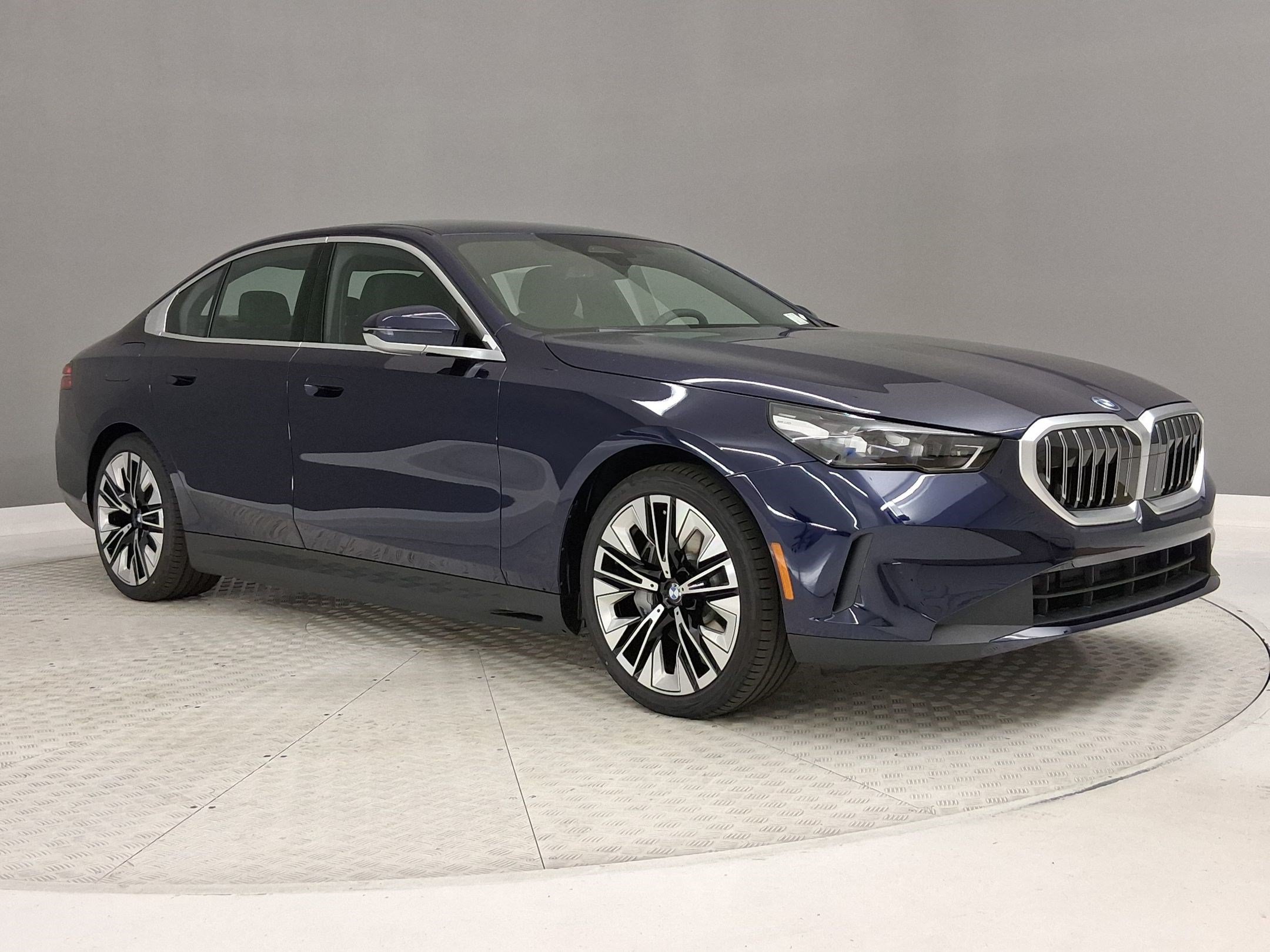 New 2027 BMW i5 eDrive40 RWD image 7