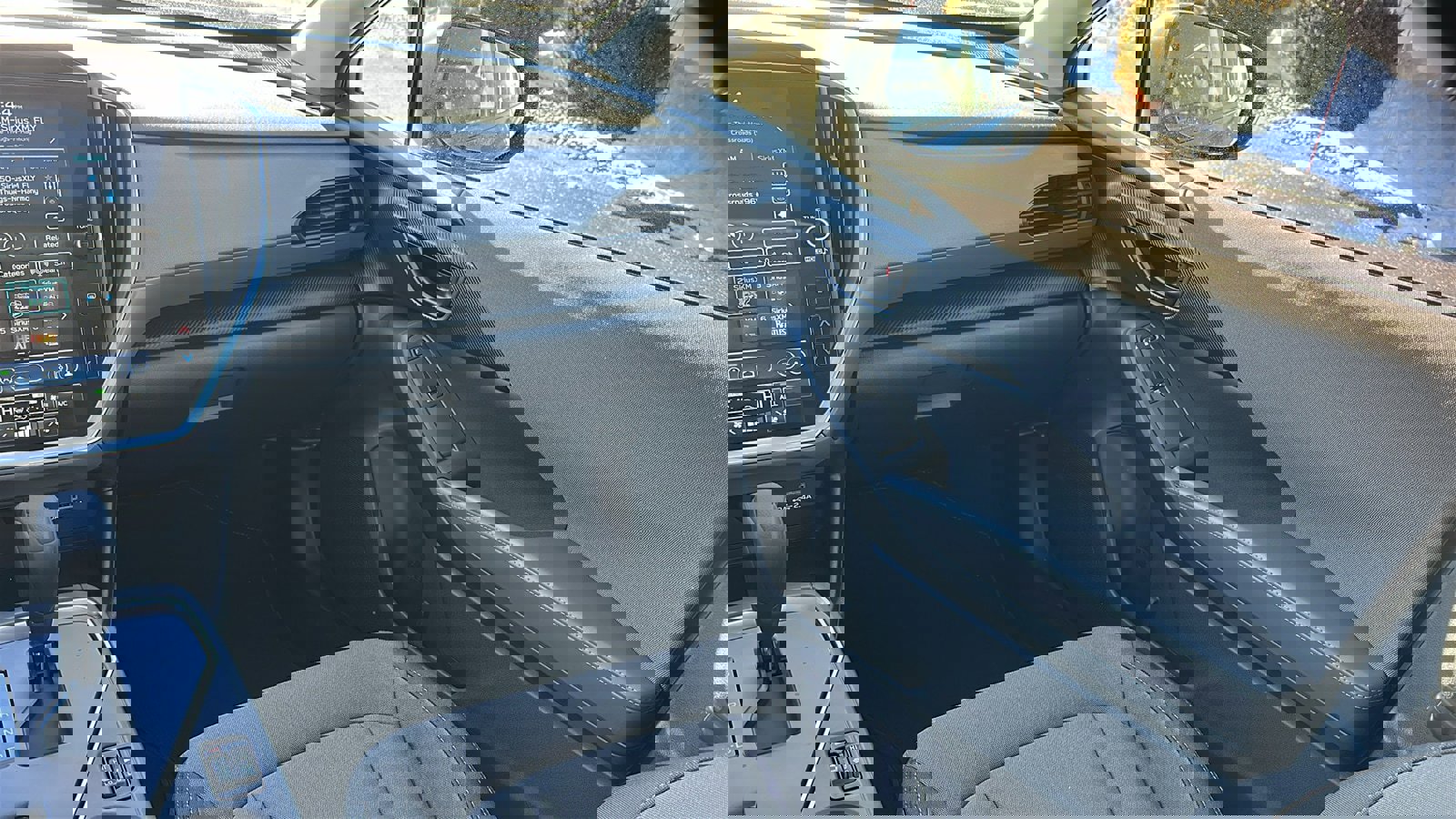 Certified 2025 Subaru Crosstrek 2.0i Premium image 23