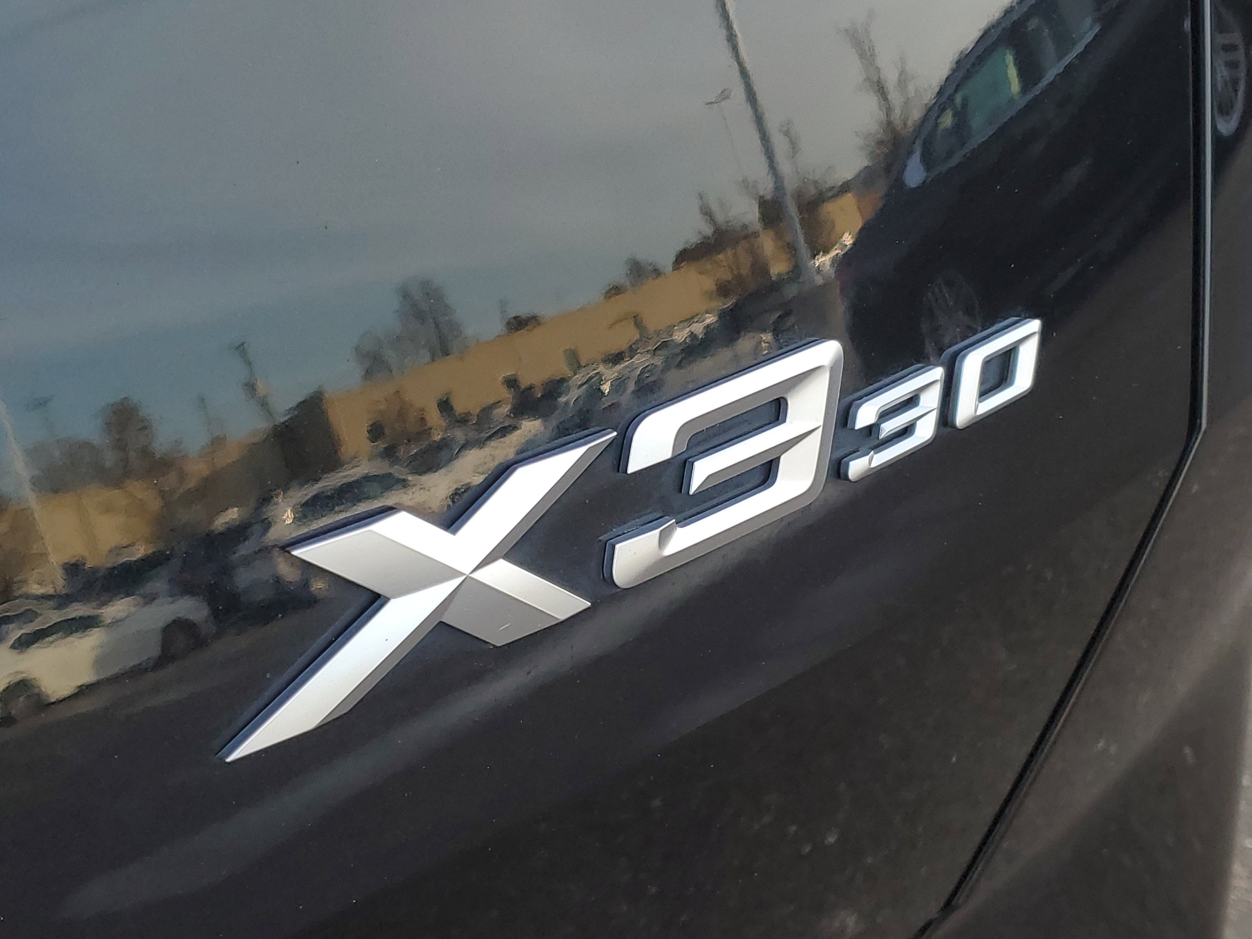 Used 2025 BMW X3 xDrive30i w/ Premium Package image 30