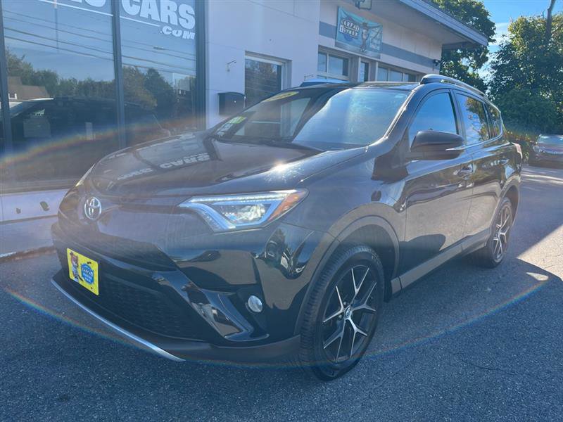 Used 2016 Toyota RAV4 SE image 5