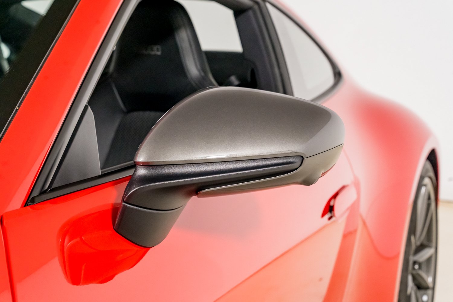 Used 2024 Porsche 911 Carrera T RWD image 40