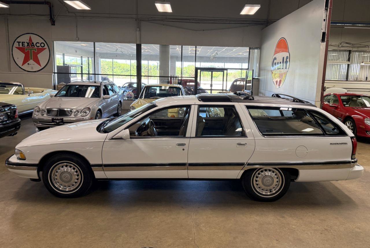 Used 1995 Buick Roadmaster Estate RWD image 12