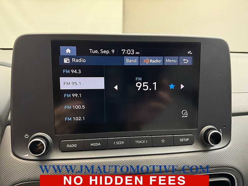 Used 2023 Hyundai Kona SEL image 22