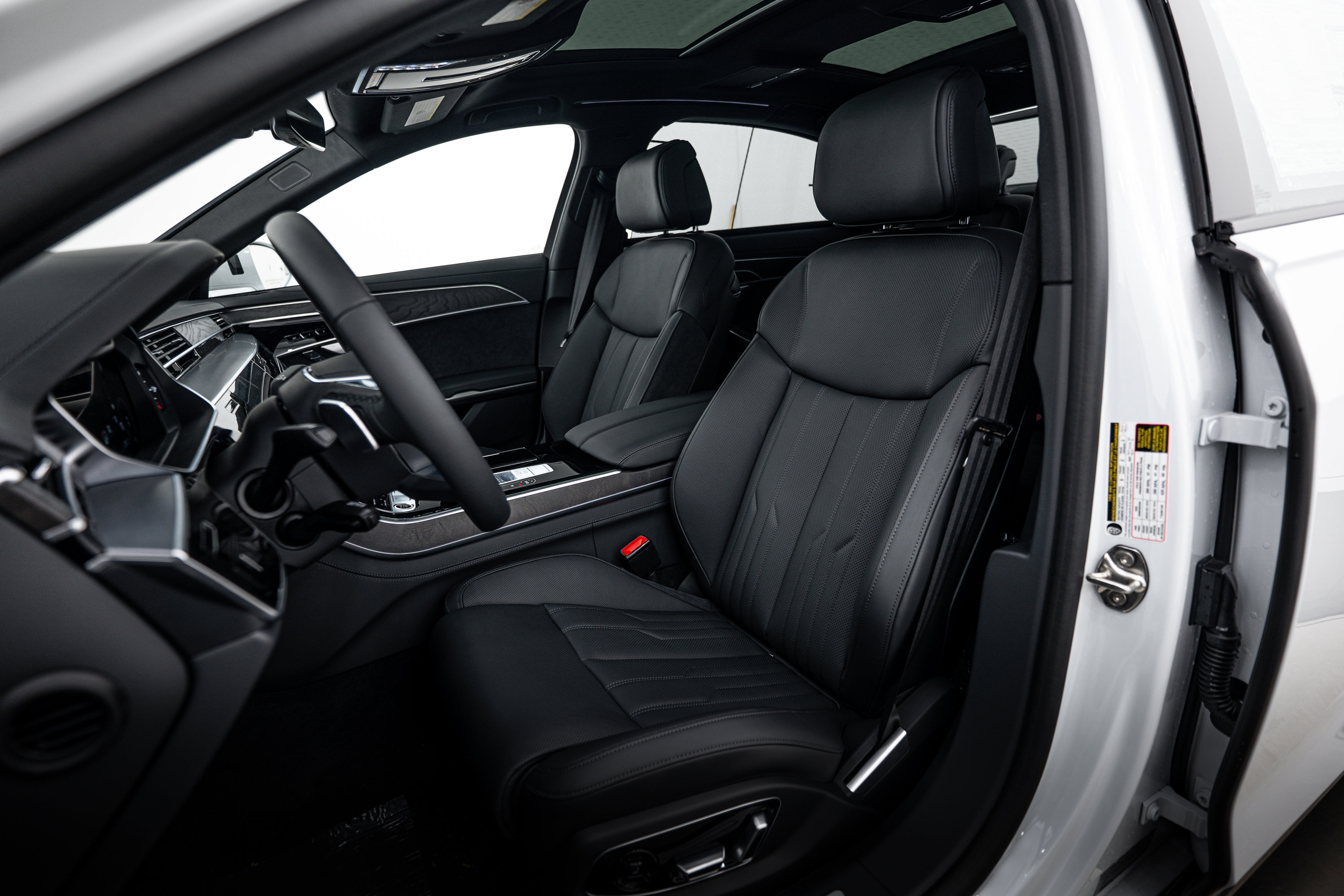 New 2026 Audi A8 L 3.0T AWD/4WD image 13