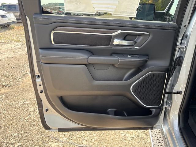 New 2027 RAM 1500 Laramie w/ Chrome Appearance Group AWD/4WD image 22