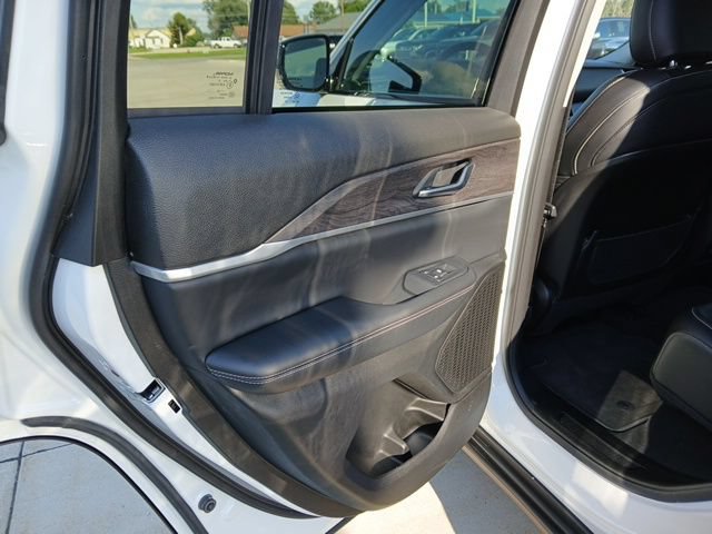 Used 2023 Jeep Grand Cherokee Limited AWD/4WD image 24
