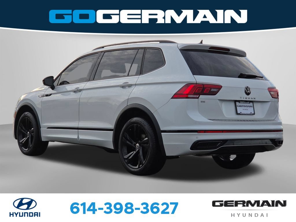 Used 2024 Volkswagen Tiguan SE R-Line FWD image 9