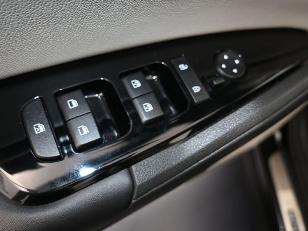 Used 2024 Kia Sportage EX image 12