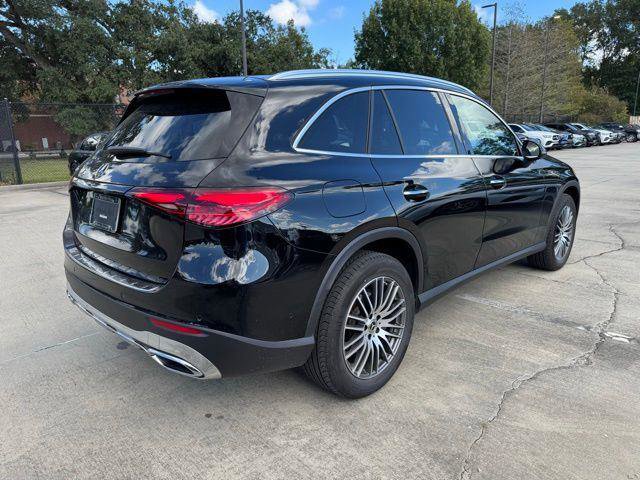 Certified 2025 Mercedes-Benz GLC 300 image 26