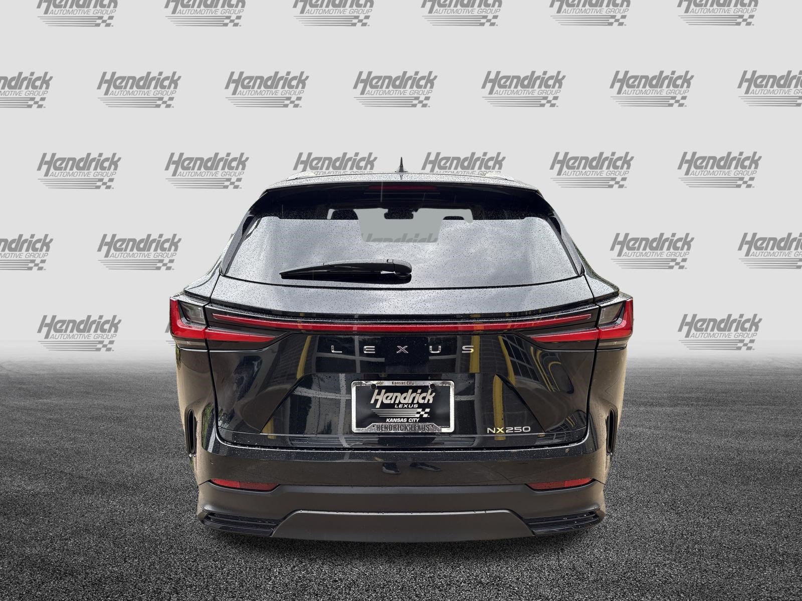 Used 2024 Lexus NX 250 FWD w/ Towing Package (2000 Lbs) image 9