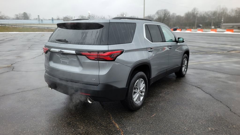 Used 2023 Chevrolet Traverse LT image 12