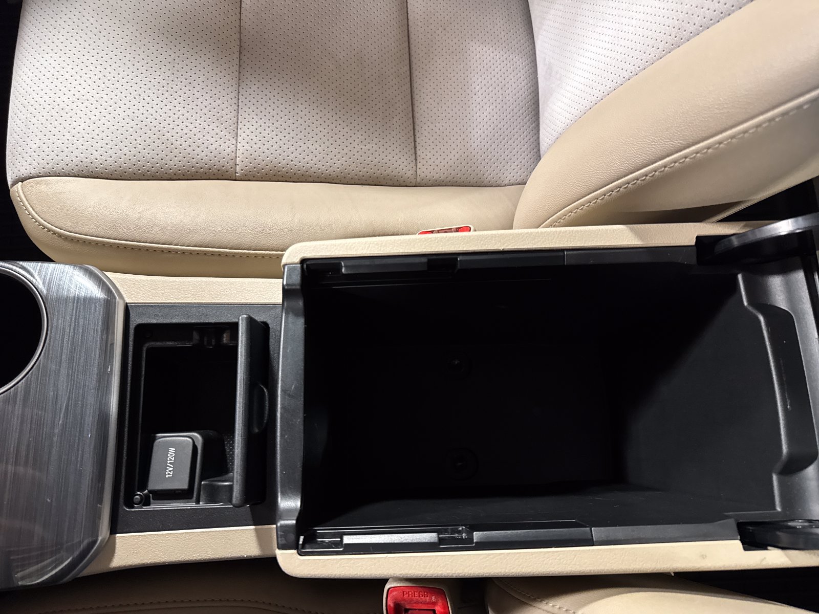 Used 2014 Toyota Camry XLE w/ Leather Package FWD image 20