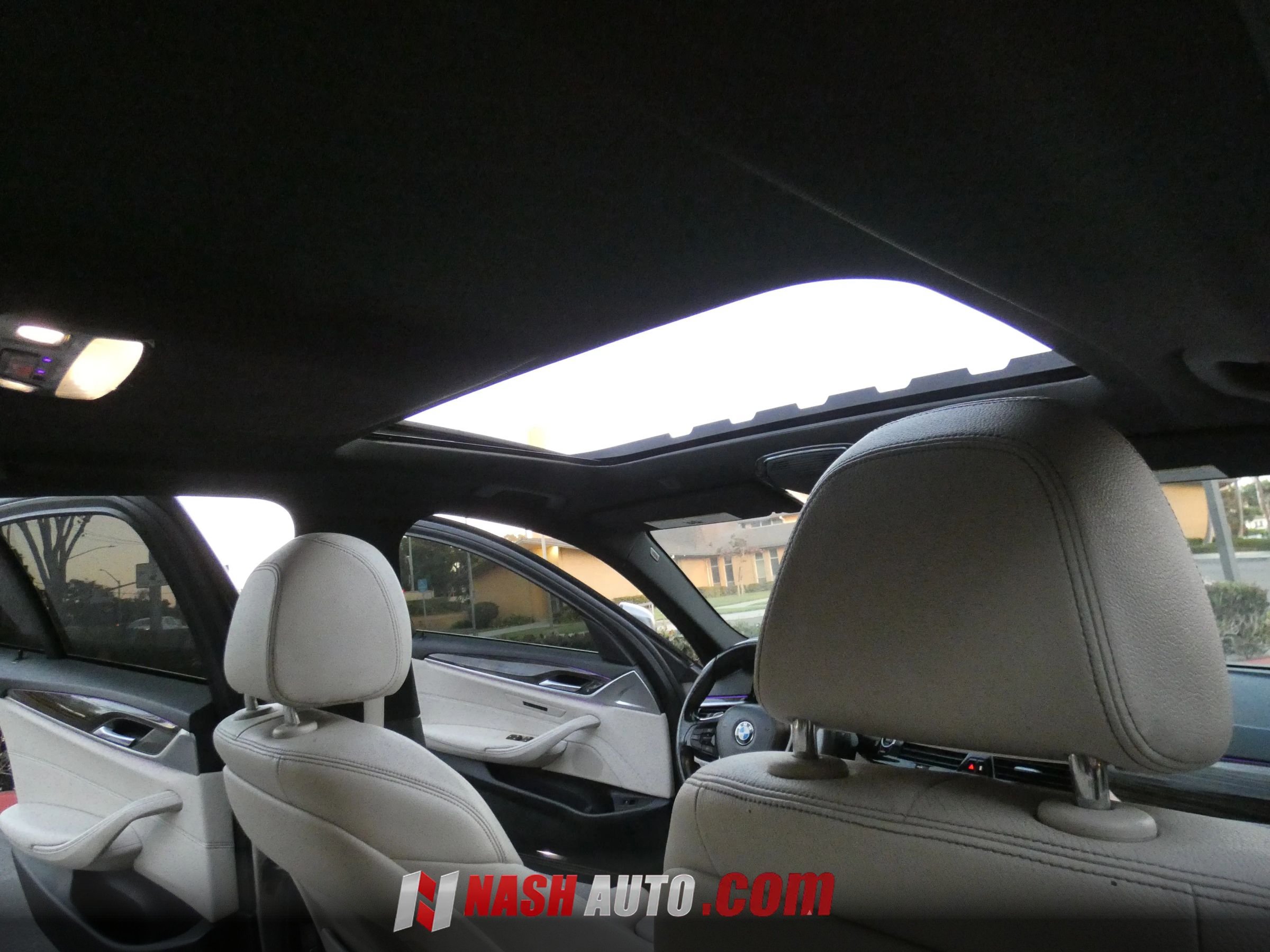Used 2018 BMW 540i RWD image 36
