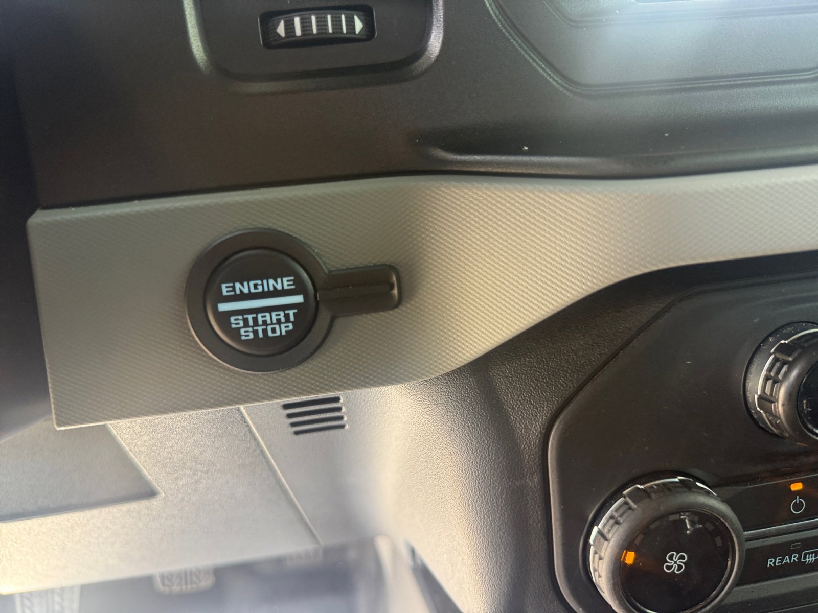 Used 2021 Ford Bronco Badlands image 21